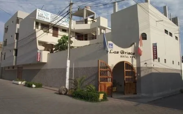 Las Brisas Hostal