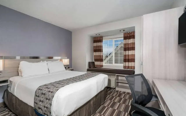 Microtel Inn And Suites Roches