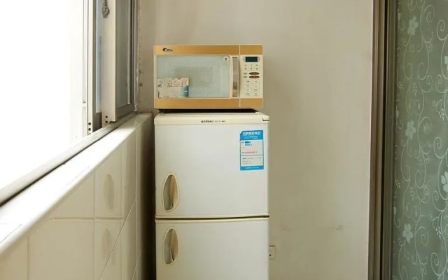 Mr. Wu Apartment