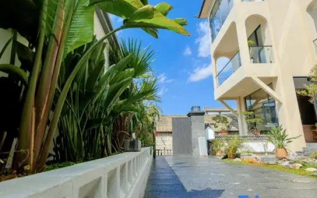 Qieman Yuelai Homestay (Erhai Xiaoputu Branch)