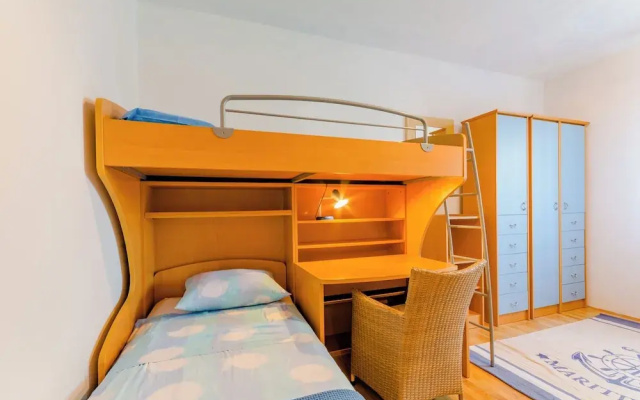 Apartment Blue Oasis