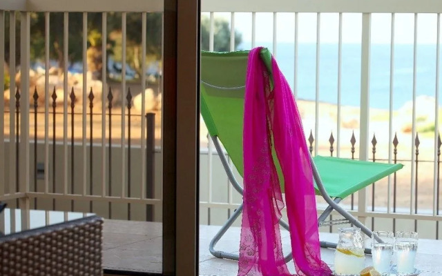Jasmine By the Sea