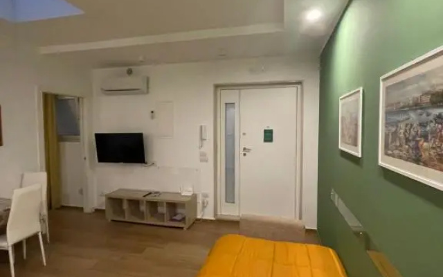 Sisters' House
