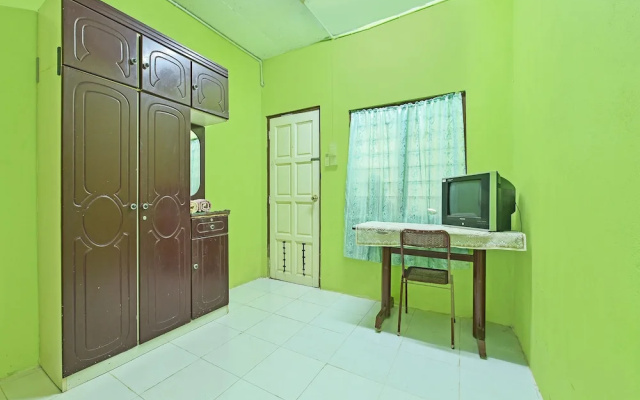 OYO 90454 Haza Harmoni Guesthouse