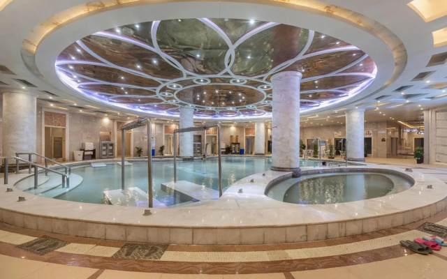 Mediterranean Hot Spring Resort Guiyang