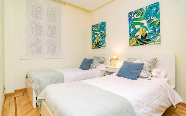 Velazquez Suites
