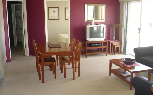 Bayview Harbourview Apartments