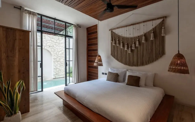 Bohemian 2BR Boutique Condo in Trendy La Veleta