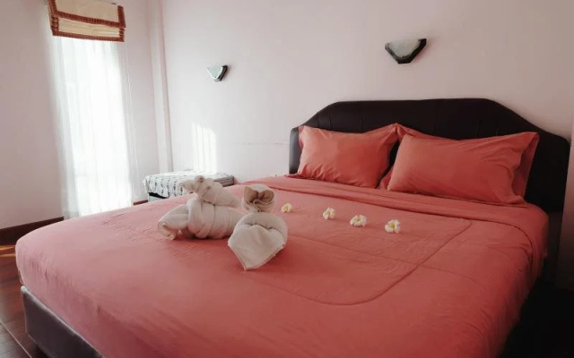 Reaun Araya Hotel