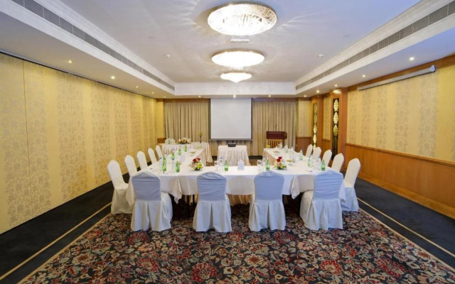 Отель Carlton Tower Hotel