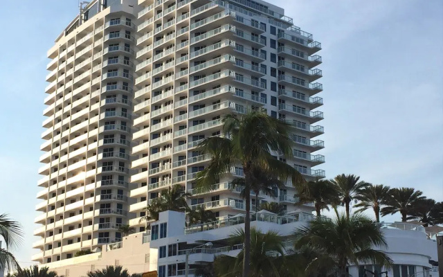 Private Residences at Q Club