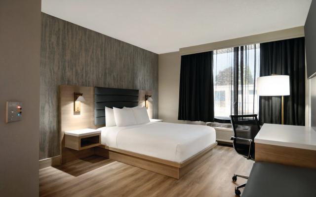 Radisson Hotel Montreal Airport