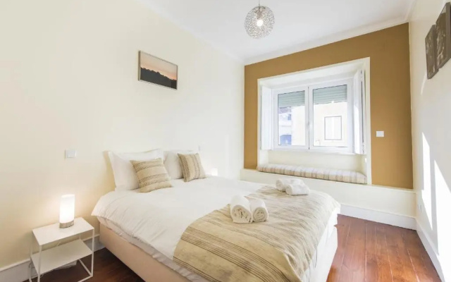 Spacious 4bdr River View