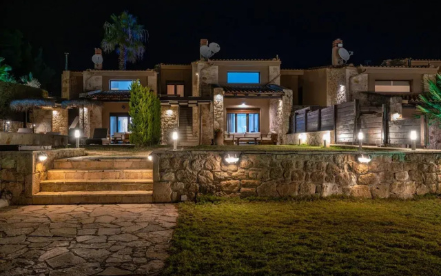 Palmrise Luxury Villas - Maistros Villa