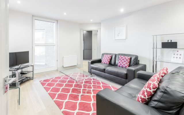 Roomspace Apartments -The Quadrant