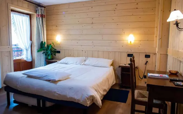 Hotel Santa San