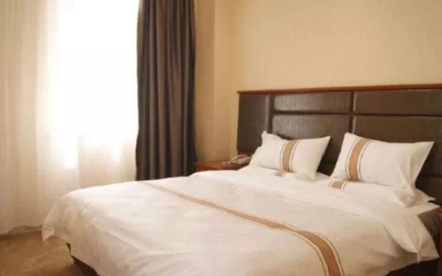 Home Inn Plus (Shenyang Shenbei University)