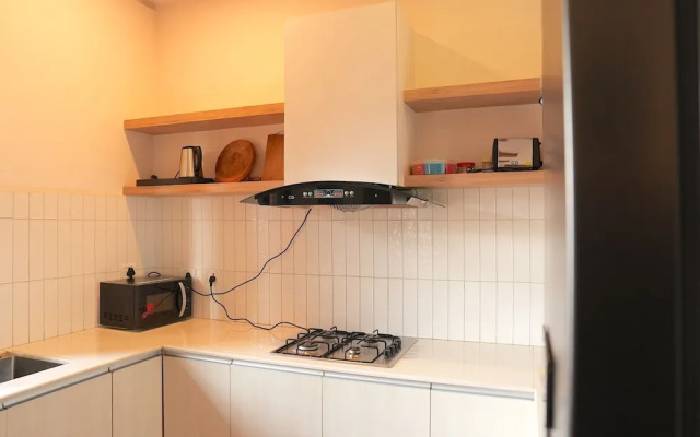 Sam's Apartment