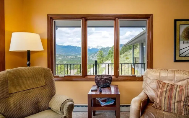 Kintzle Family Vacation At Windcliff 4 Bedroom Home by RedAwning