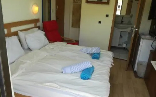 Zimmer Barzilay