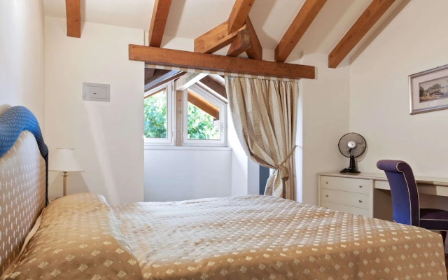Residence Located on the Shores of Lake Maggiore