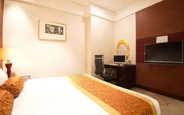 Dynasty Commercial Hotel