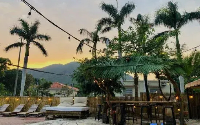 BAMBOO HOUSE Backpackers Inn