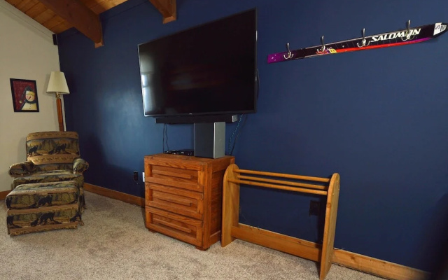 4 Br: Whistlepunk 12