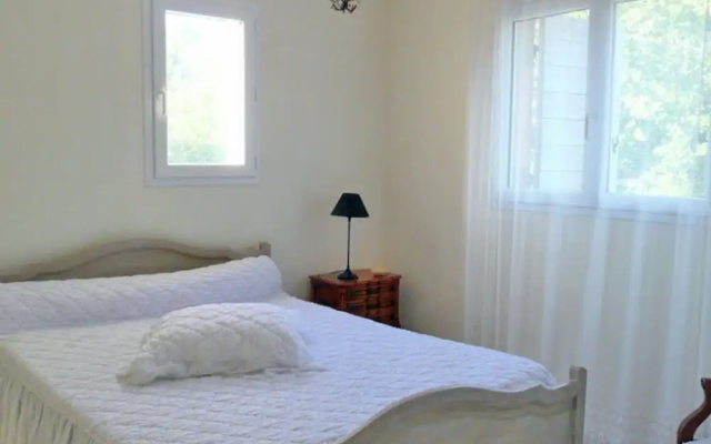 Beautiful Holiday Home in Cotignac France With Swimming Pool