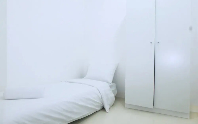 2BR Near Shopping Centre Bassura Apartment
