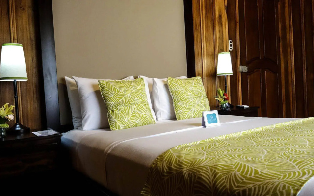 Hotel Tangara Arenal