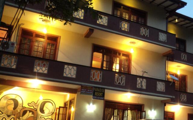 Отель Kandy Paradise Resort вид на фасад