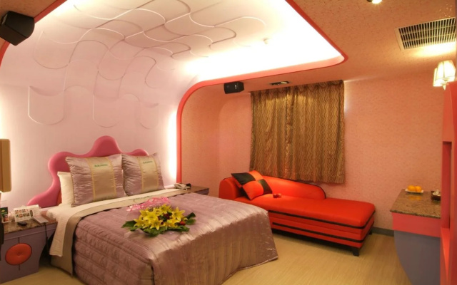 Cai-Lai Hotel