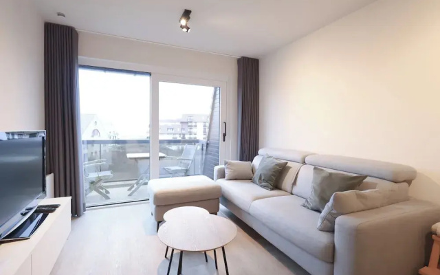 Modern Apartment Near Seabeach