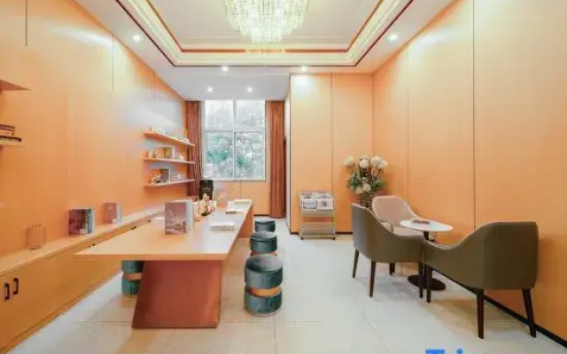 Viais Hotel
