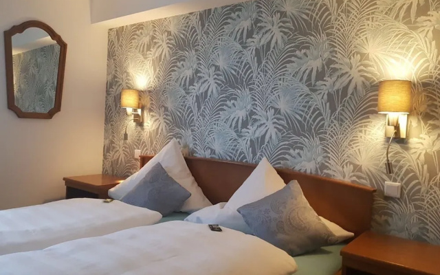Hotel zur goldenen Sonne
