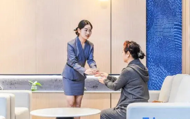 Dong Sen Hotel
