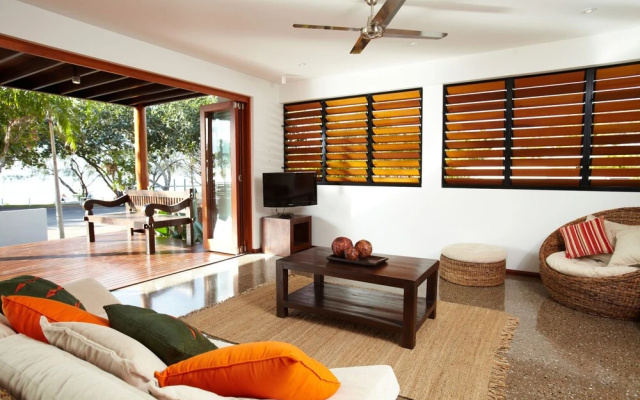 Villa Kembali