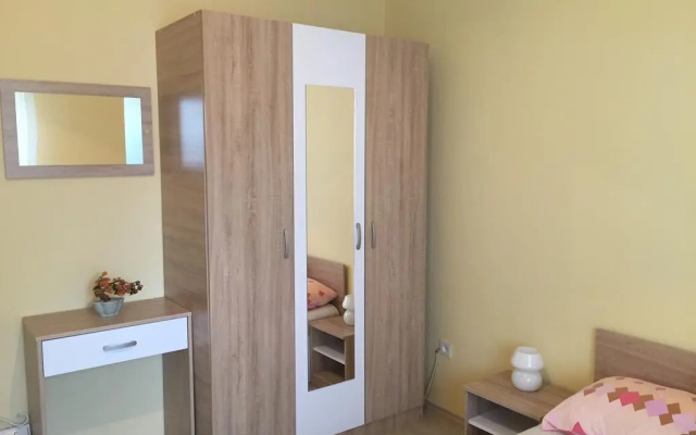 Xenia Apartments