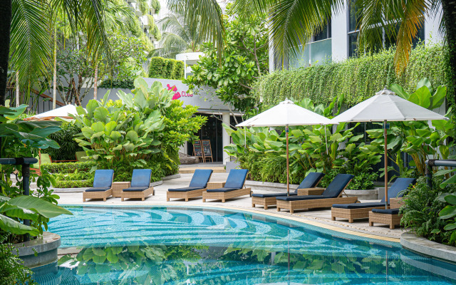 Отель La Green Hotel & Residence Пхукет