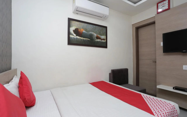 FabHotel Siya Palace