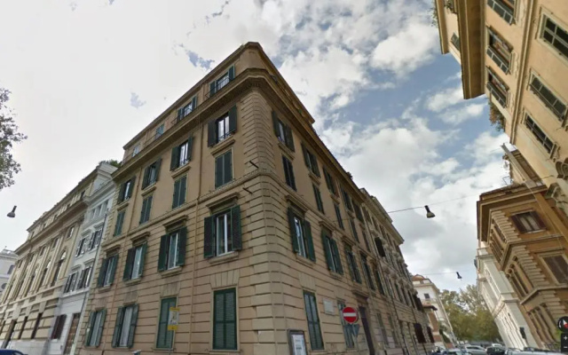Maria Cristina Flat