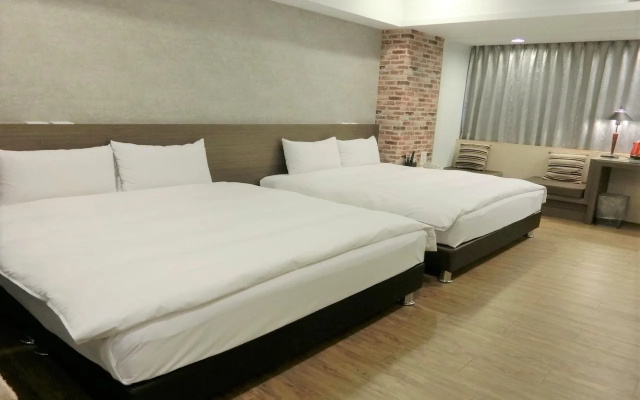 Old Fashion Hotel