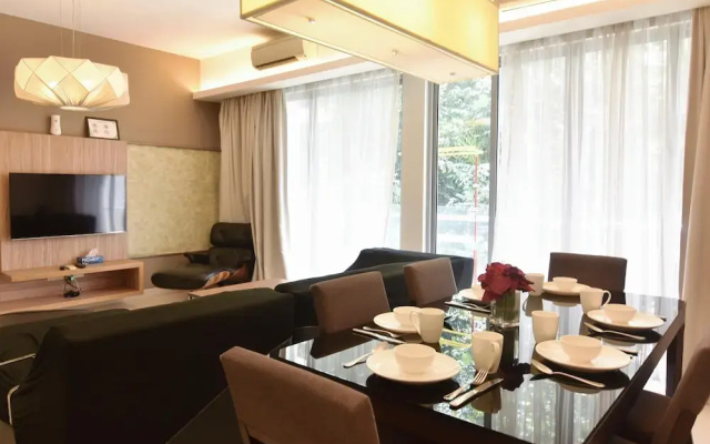 Pet Friendly, 3BR Apt KL, Bathtub & Parking