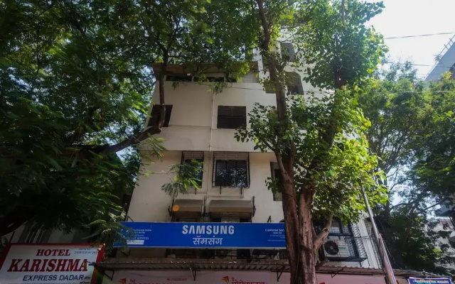 OYO 22055 Dadar Residency