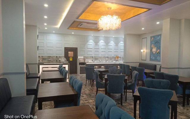 Hotel Sundram