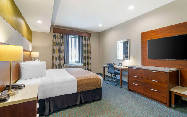 Best Western Plus Gardena Inn & Suites