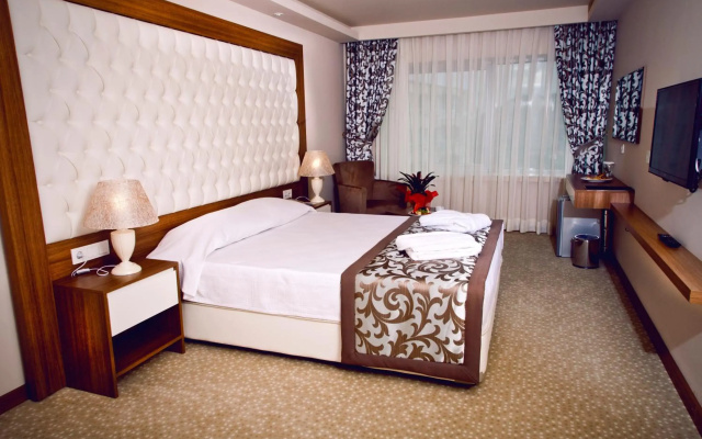 Esila Hotel