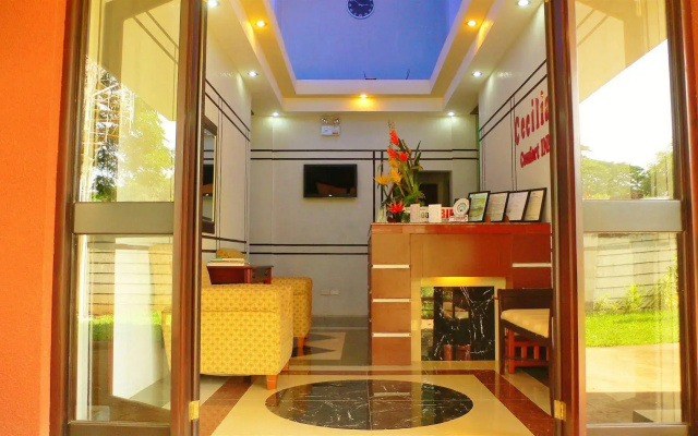Cecilia's Comfort Inn