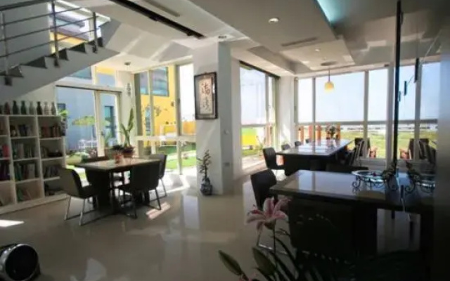 Hioneone Hostel